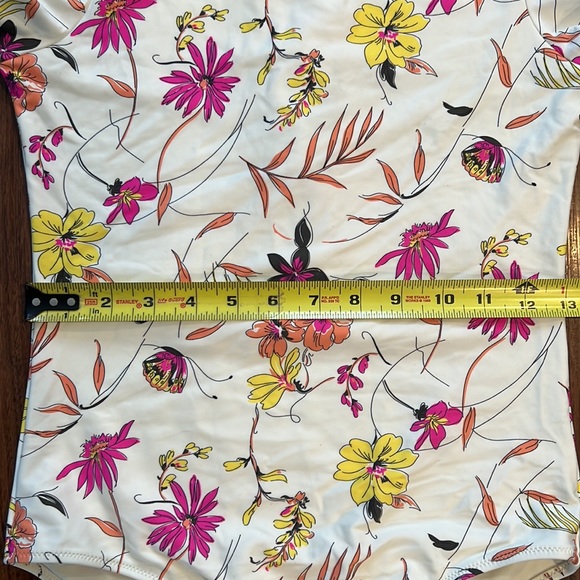 NWOT O‘Neill Rio Short Sleeve One Piece - Picture 15 of 16